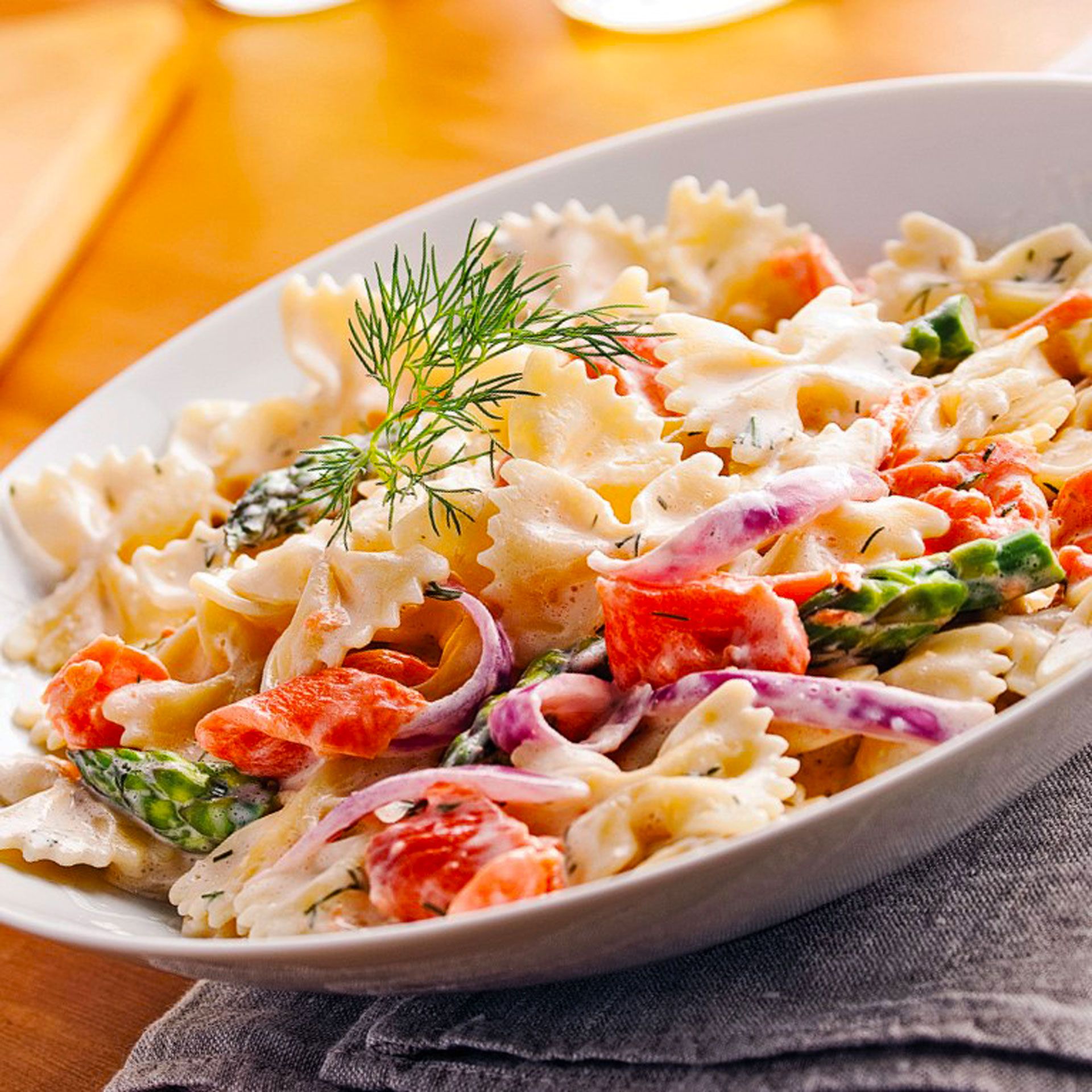 Le_Parvis_Pâtes-fruits-de-mer_1920px-oversize